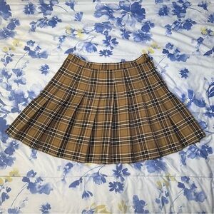 beige tan wild fable pleated plaid skirt, size M